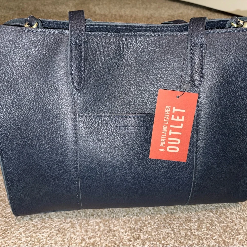 Portland Leather night owl East/West Lola Crossbody Bag-NEW - Picture 5 of 5